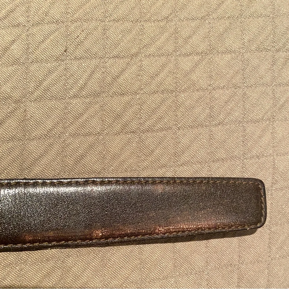 Vintage Authentic Gucci Reversible Leather Belt - Picture 6 of 10